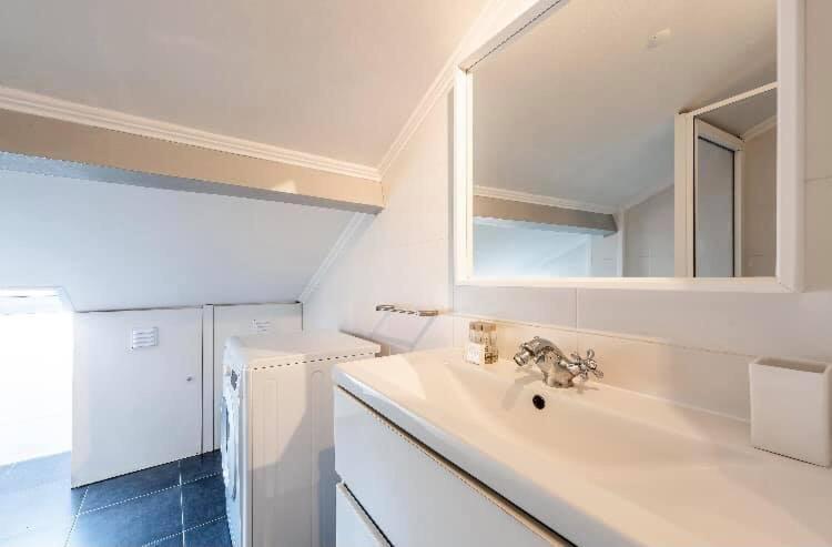 Whome The Loft In Principe Real Lisbona Esterno foto